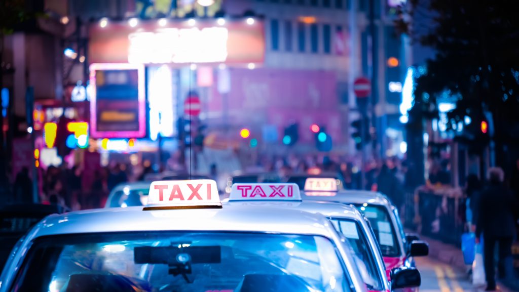 taxi reykjavik cost